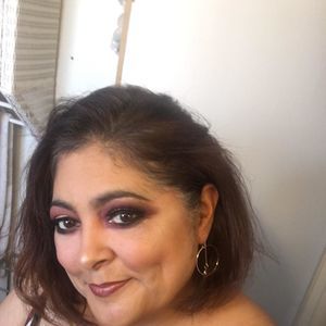 Meet your Posher, Beatriz